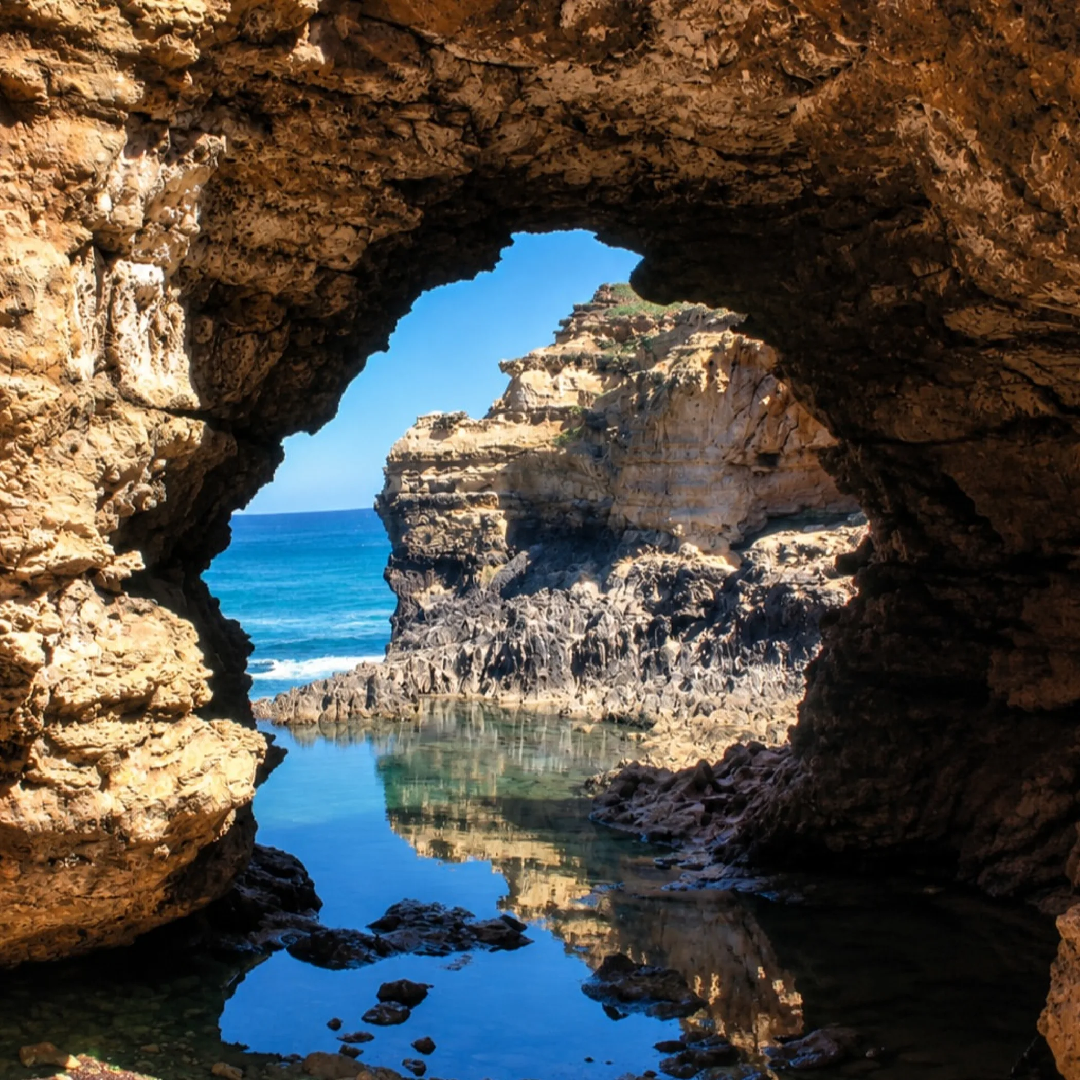 the grotto on great ocean road